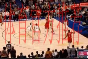 申京三分线外精准长传，助攻阿门底线空切双手空接暴扣